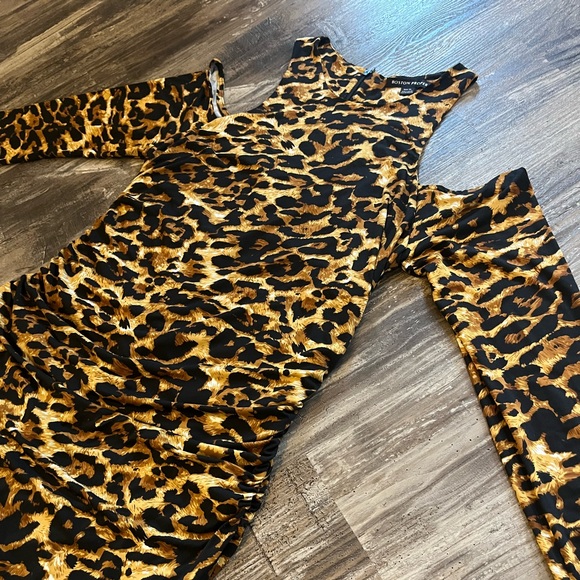 Boston Proper Maxi Dress Cold Shoulder Ruched Zipper Back Animal Print Size XL - Picture 5 of 9